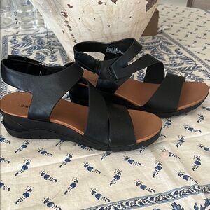 Black Women's Sandals